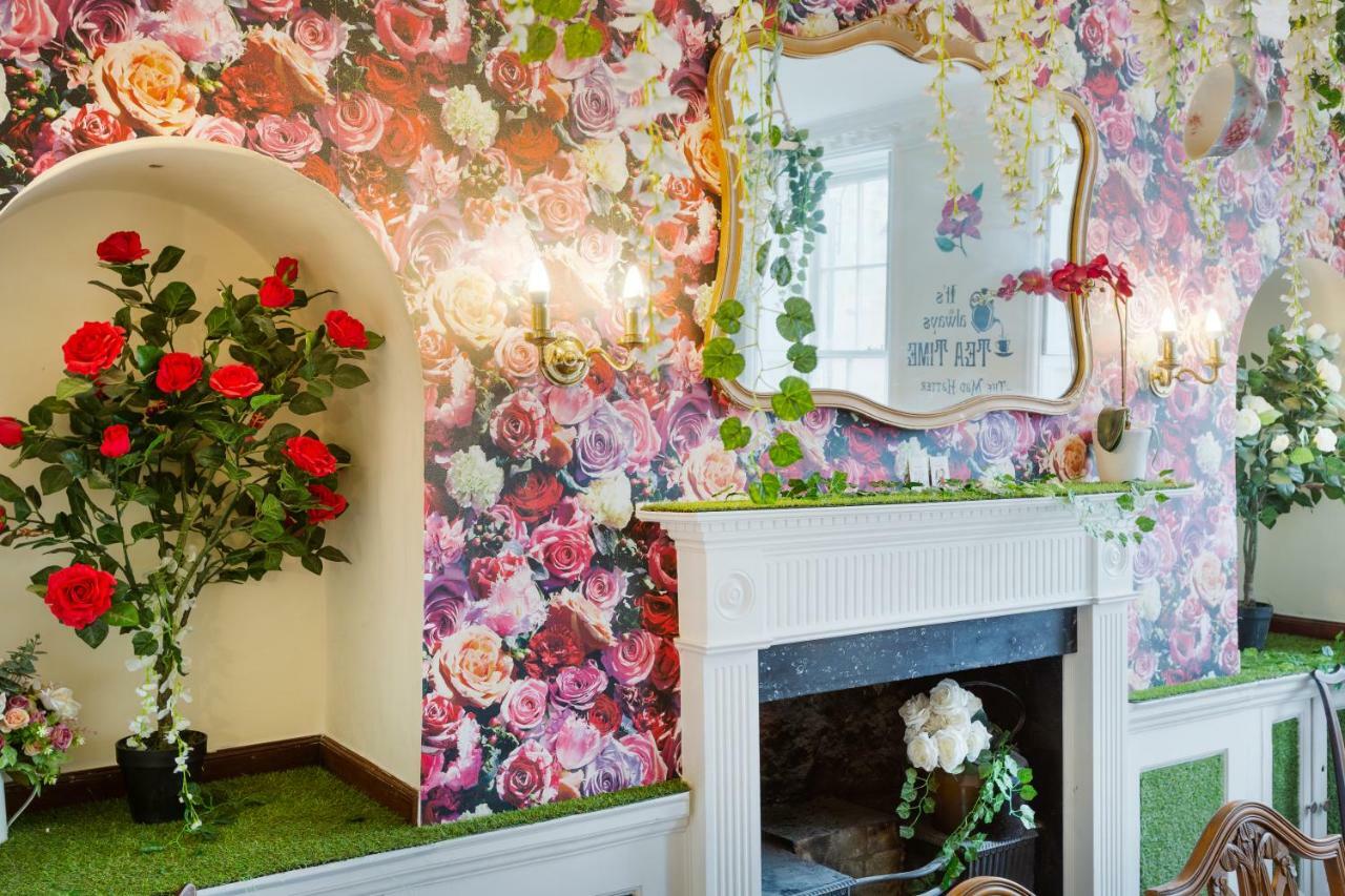 The Wonderland Townhouse - Alice In Wonderland 7Bdr Home Bath Luaran gambar