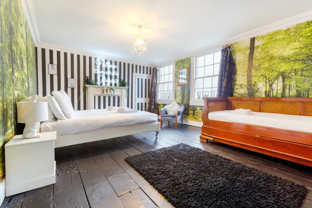 The Wonderland Townhouse - Alice In Wonderland 7Bdr Home Bath Luaran gambar